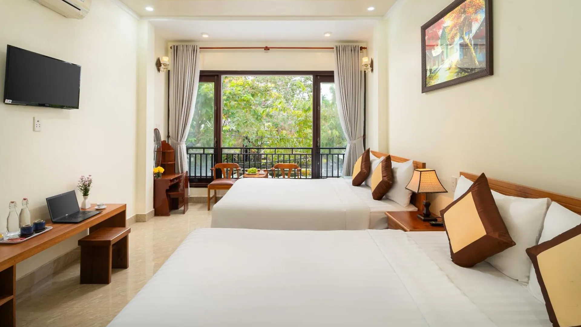 Sun Moon Riverside Χόι Αν Bed and Breakfast
